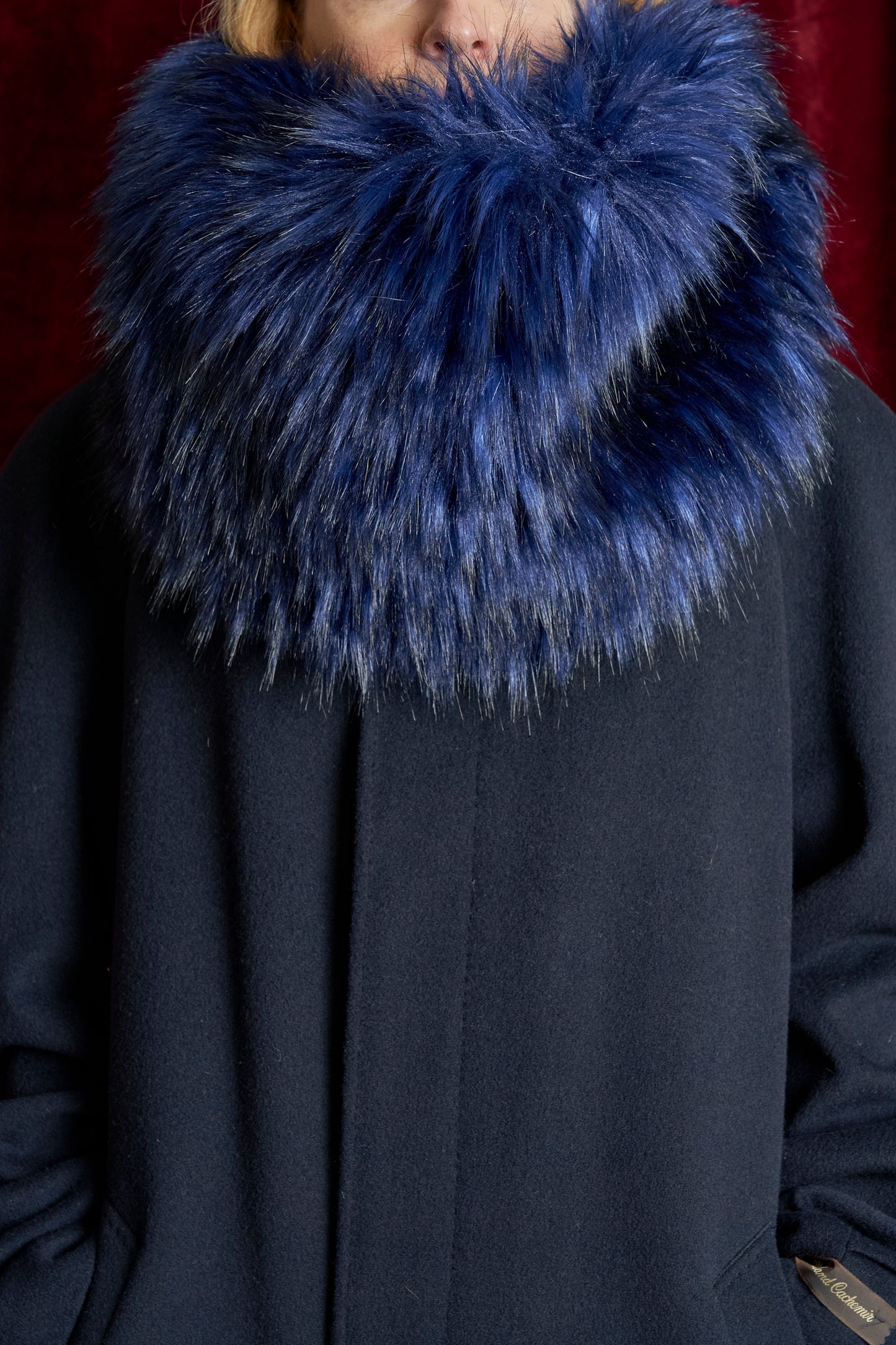 Collo fake fur blu Made in Italy